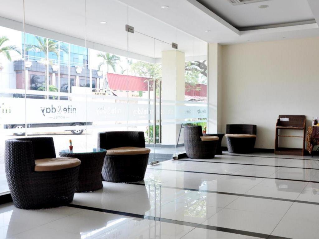 Hotel Nite And Day Batam Jodoh Square Esterno foto
