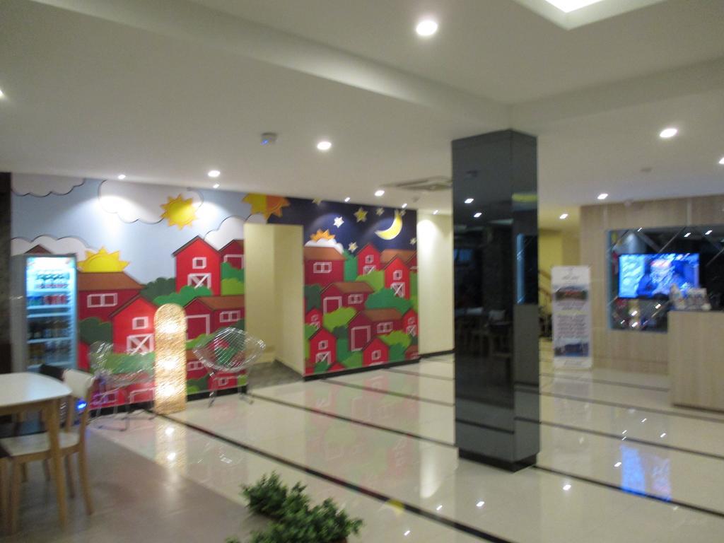 Hotel Nite And Day Batam Jodoh Square Esterno foto