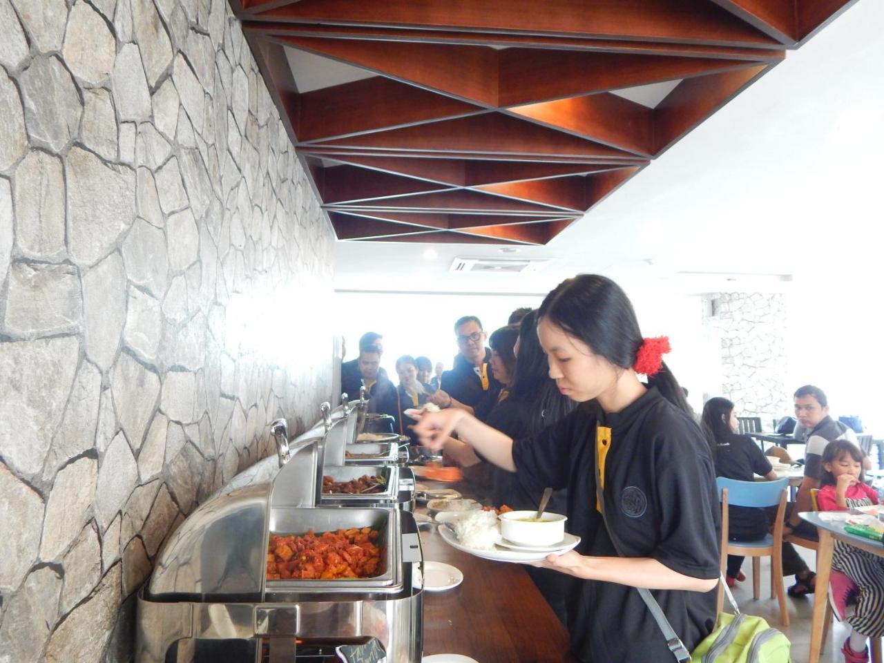 Hotel Nite And Day Batam Jodoh Square Esterno foto